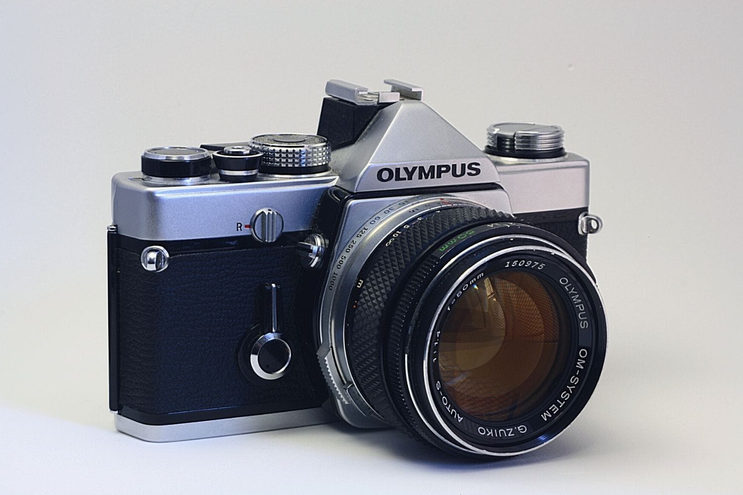 Olympus OM-1 (1972)